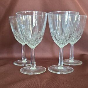 Luminarc Crystal Wine Glasses - Set of 4